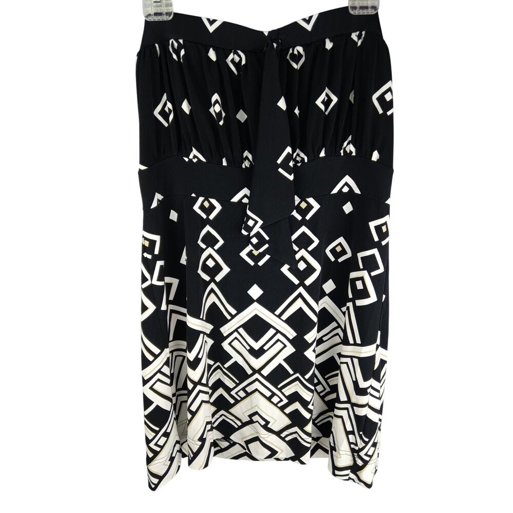 White House Black Market Black and White Geometric Strapless Top